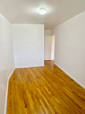 Rented by Bohemia Realty Group | media 15