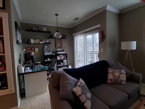 5th image of 4401 Weatherington Ln Unit 404