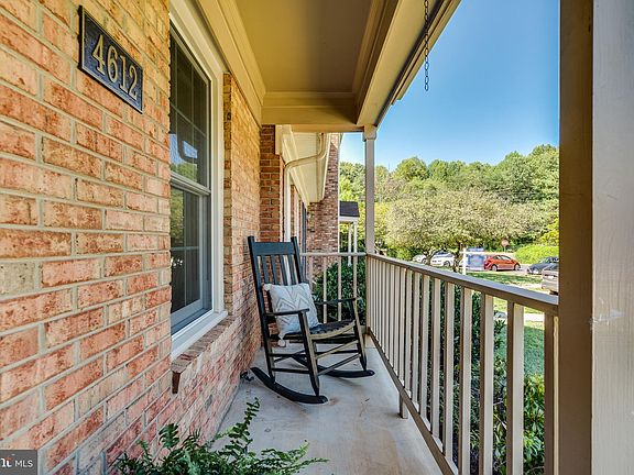 3rd image of 4612 Luxberry Dr