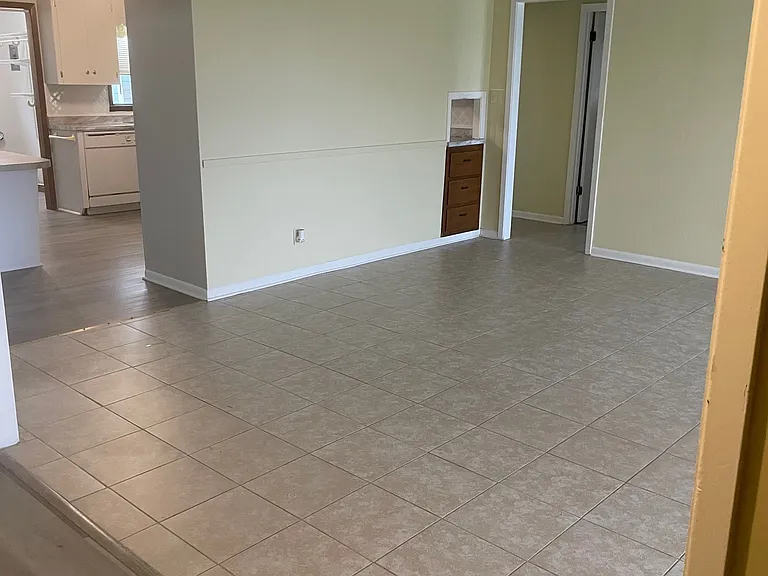 4042 FM 1781 — Photo 10