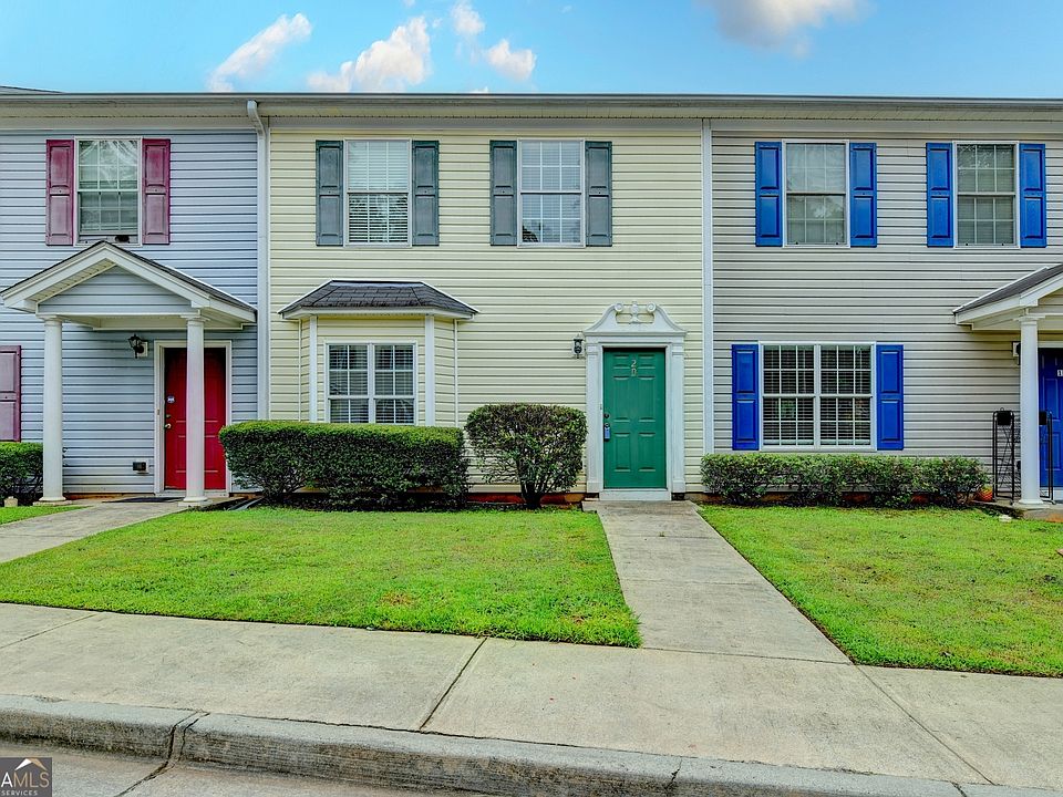 1st image of 990 Harbins Rd #D2