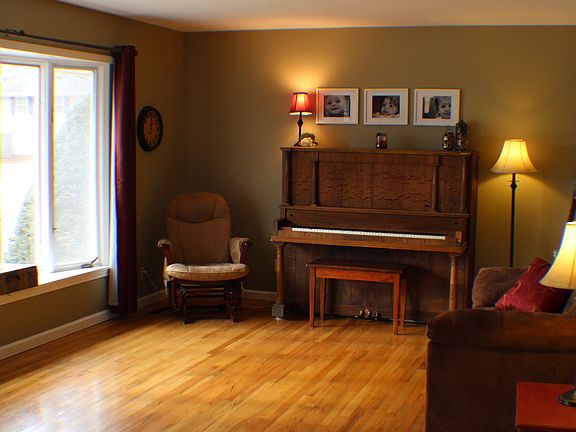 Front sun room