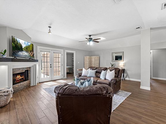 5th image of 17519 Sundrop Ln