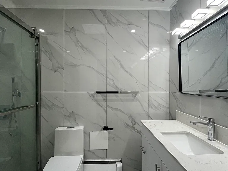 1070 E 59th St #2B — Photo 7