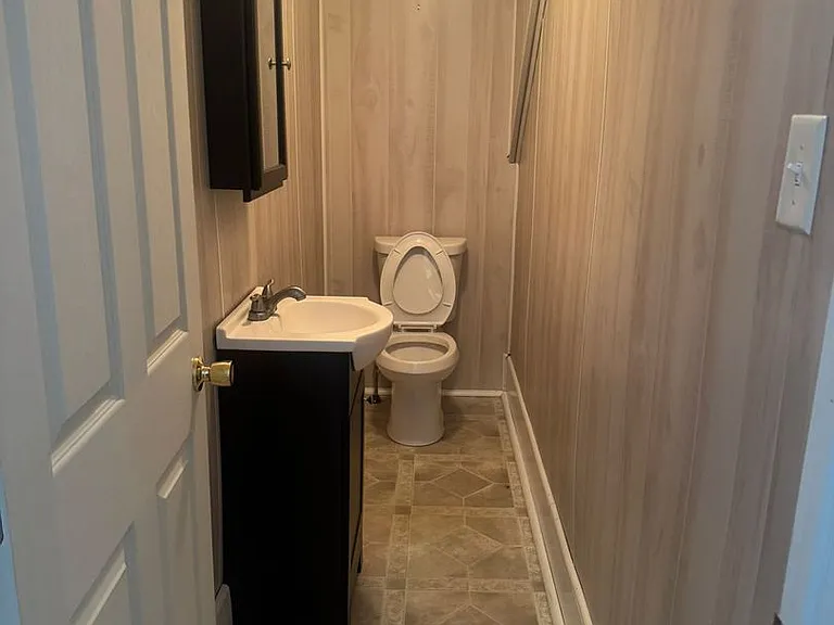 219 Market St — Photo 17