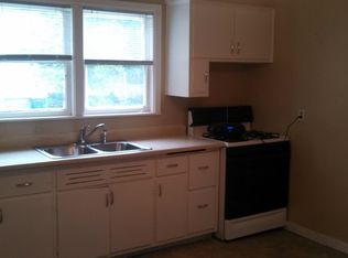 128 6th St #1, Fond Du Lac, WI 54935
