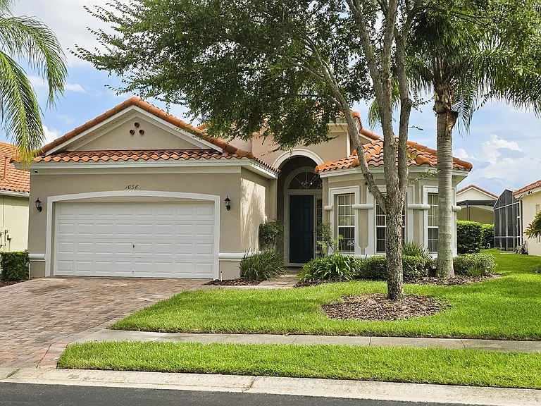 1058 Tuscan Hills Blvd — Photo 1