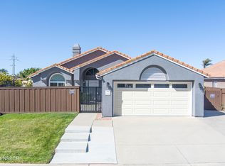809 Calvert Ave, Lompoc, CA 93436