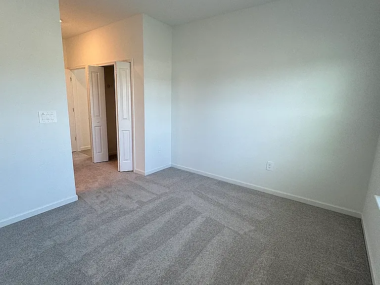 19436 SW 78th Pl — Photo 11