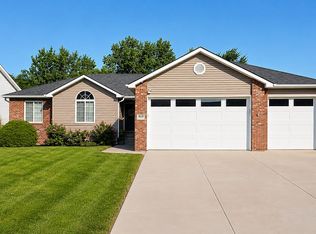 1620 Kennedy Dr, Lincoln, NE 68521
