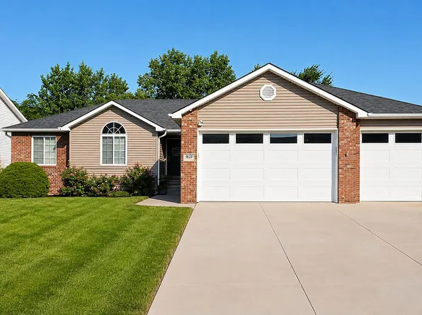 1620 Kennedy Dr, Lincoln, NE 68521