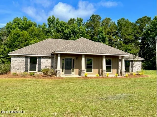 156 Wes Havard Rd, Lucedale, MS 39452