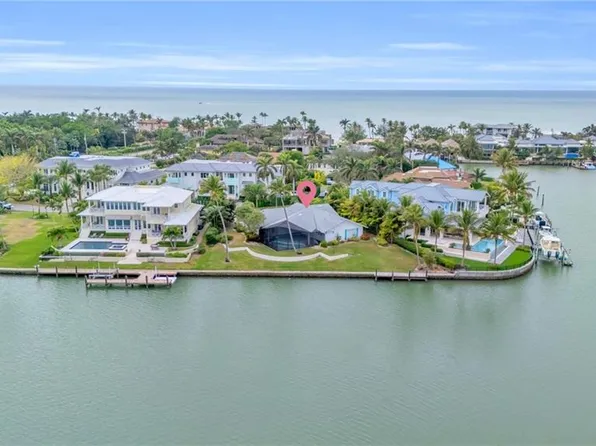 4 Sabre LN, NAPLES, FL 34102