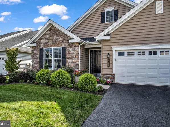 411 General Dr, Mechanicsburg, PA 17050