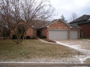 71 Charing Cross Rd, Indianapolis, IN 46217