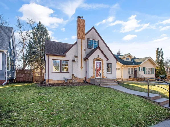 720 Sherwood Ave, Saint Paul, MN 55106