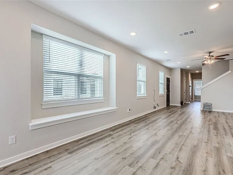 2233 Rocoso Trl — Photo 14