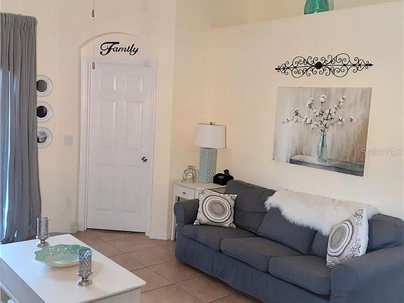 3rd image of 2434 Holly Pine Cir