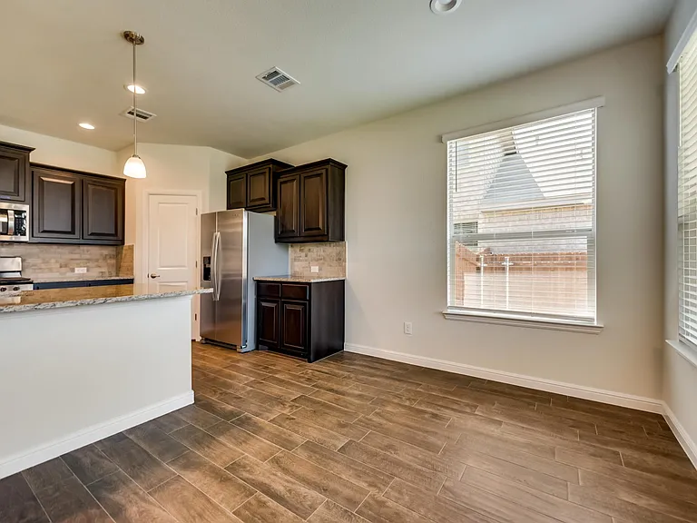 9113 Sycamore Leaf Dr — Photo 11