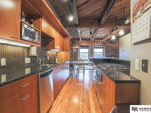 5th image of 105 S 9th St APT 502