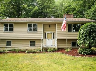 26 Vaughn Rd, Athol, MA 01331