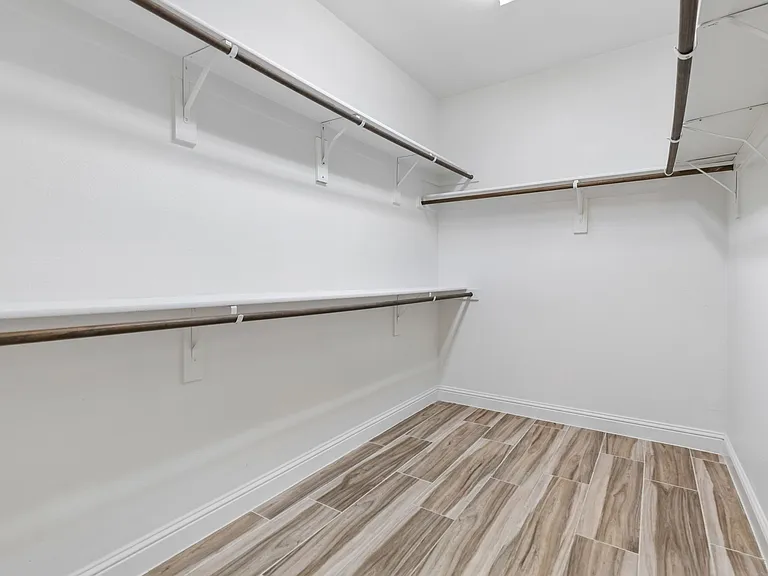 15424 Bluffdale Dr — Photo 20
