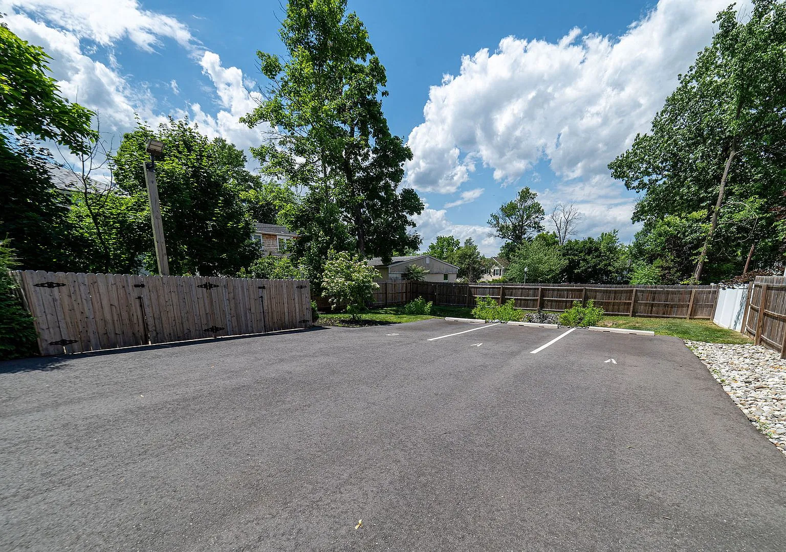 11 Quarry Street — Photo 4
