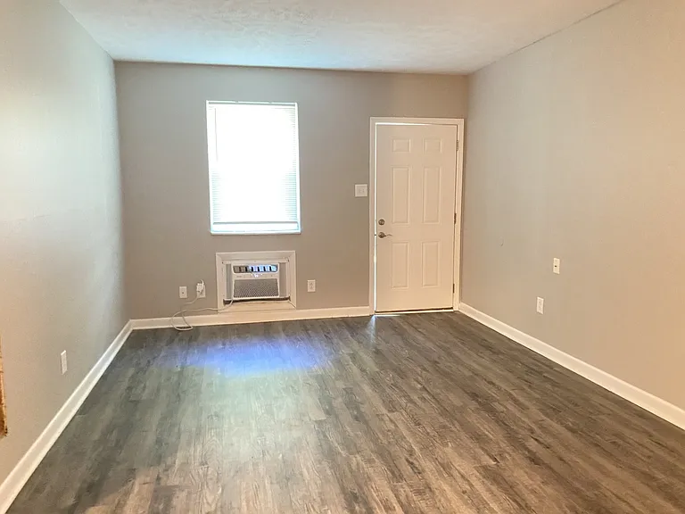 812 Bradley St #B — Photo 3