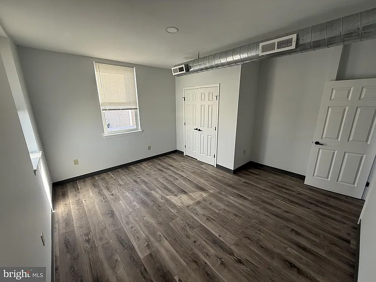 2513 Frankford Ave #4 — Photo 4