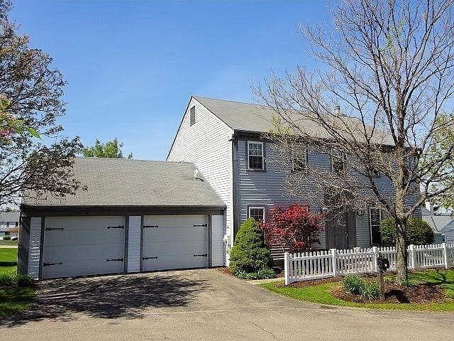 1st image of 6 Old Duxbury Ct #30