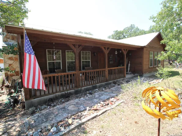 766 HEINEN RD, Bandera, TX 78003