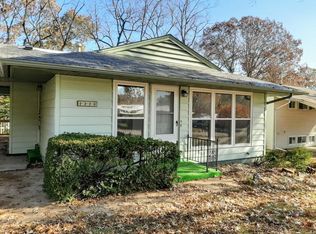 1318 Aloha Dr, Saint Louis, MO