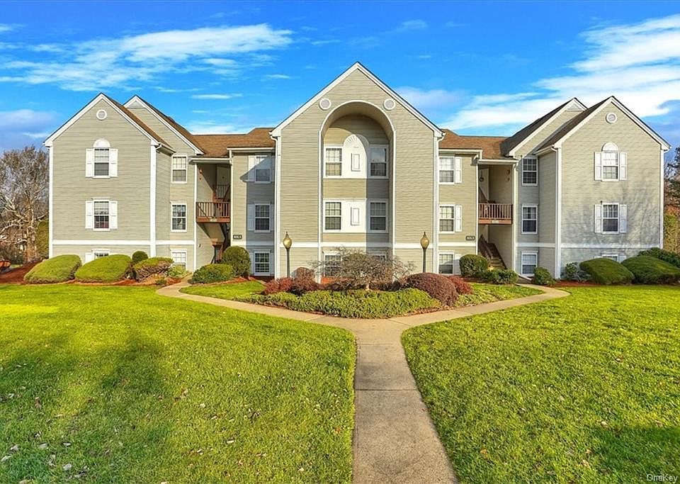 1118 Washington Green, New Windsor, NY 12553 Zillow