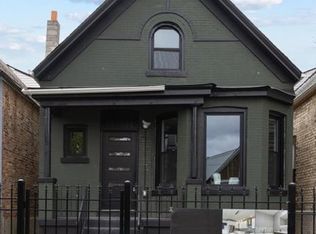 3451 W Beach Ave, Chicago, IL 60651