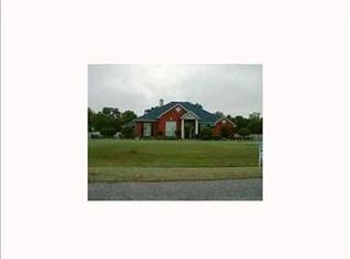 127 Lakewood Pt, Bossier City, LA 71111