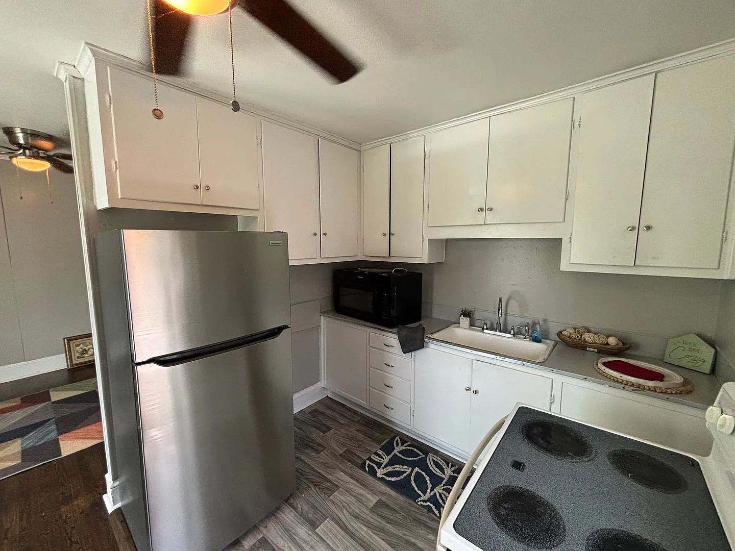 1114 S Aspen — Photo 2
