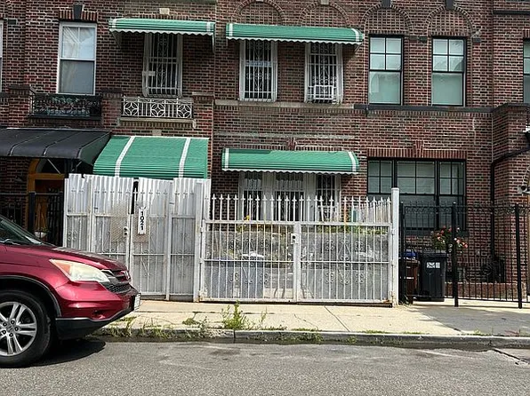 1021 Union St, Brooklyn, NY 11225