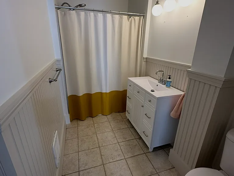 60 South St — Photo 13