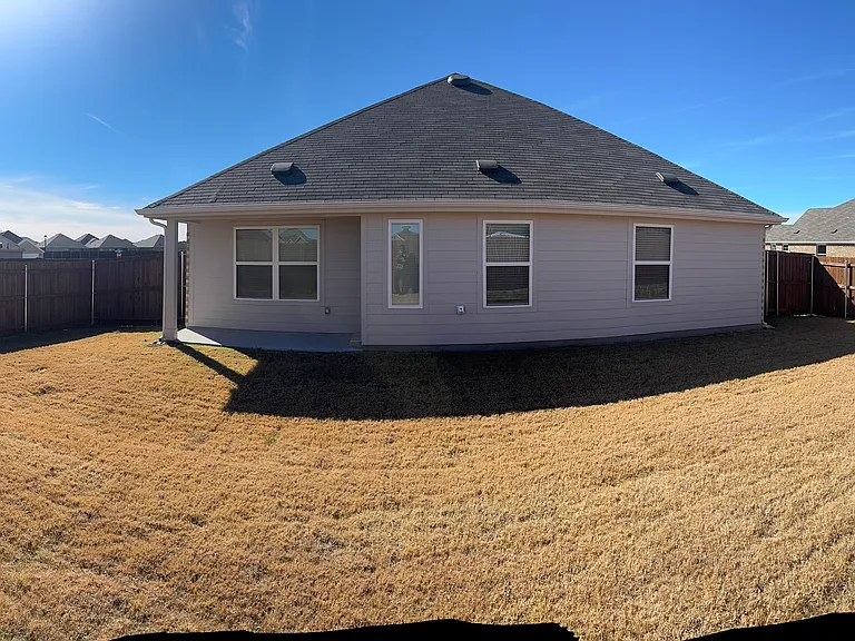 1614 Red Acre Trl — Photo 16