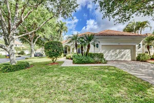 Home For Sale In Broken Sound Country Club