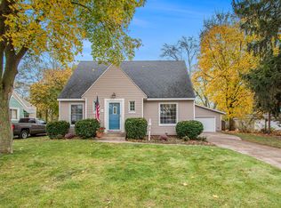 2528 Meyer Ave SW, Wyoming, MI 49519