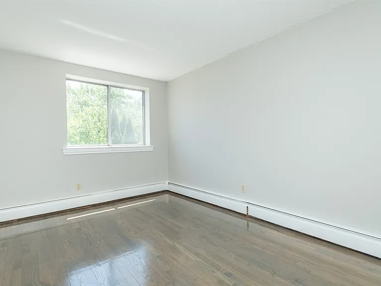 16 Murdock St #2 — Photo 8