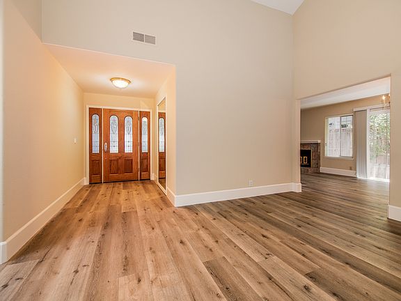 5th image of 7123 Anjou Creek Cir