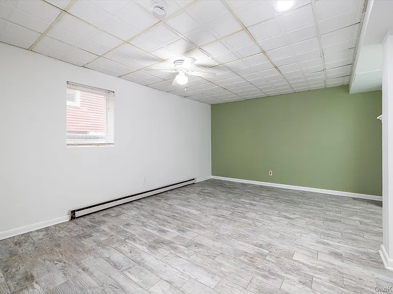 98 Brower Ave — Photo 6