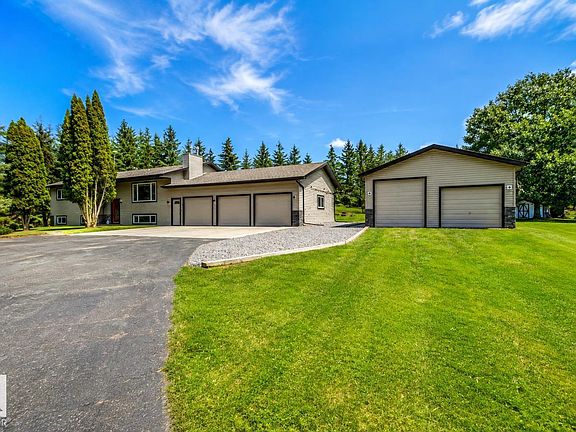 2nd image of 2022 Parkland Dr #40