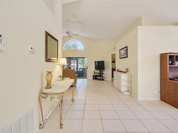 3rd image of 2900 Moorcroft Ct