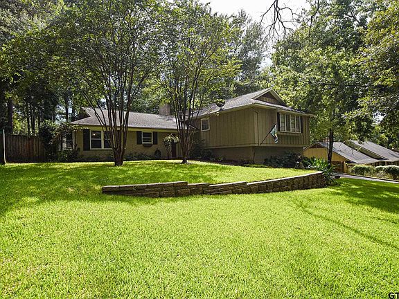 2nd image of 1803 Kensington Dr