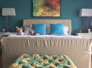 112 S 7th Ave #B, Jacksonville Beach, FL 32250