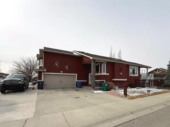 302 NE Sixmile Ln S, Lethbridge, AB T1K 5S6