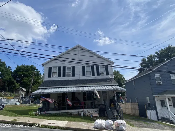 162-164 Vanloon St, Plymouth, PA 18651